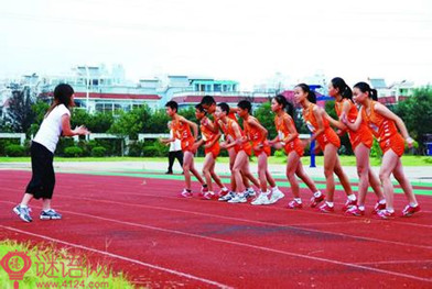 小学体育卫生工作计划