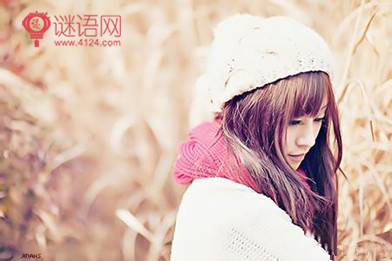 qq女生伤感个性签名 我想给你幸福,却走不进你的世界