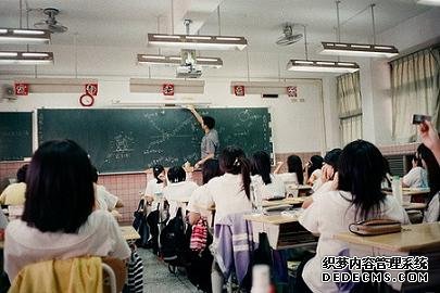 赞美老师的对联