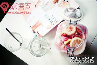 ���ڸ�Ц����