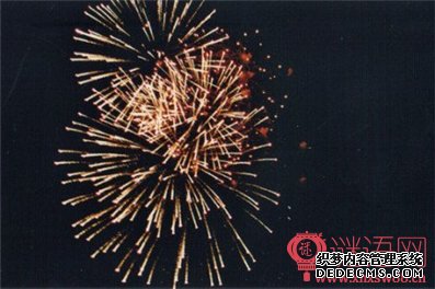 ���ں�������ֶ���