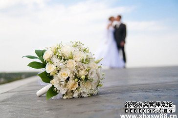 最新嫁女对联